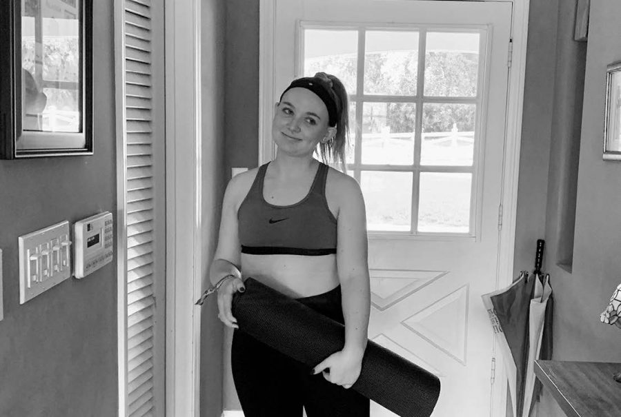 Headband+on+and+mat+in+hand%2C+CJ+Huston+%E2%80%9820+is+ready+to+go.