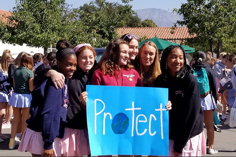 Juniors Blu Mackey, Jordyn Hart, Kathryn Lytle, Martyna Malolepszy, Maddie Leroy and Jaden Jones join forces to voice their support for the environment. 