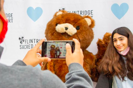 On March 3, the freshman class headed up the Hill to partake in some socially distanced activities while meeting their classmates for the first time in person. Pictured above, Siena Londono ‘24 poses with Teddy Tolog for the FSH Instagram account.