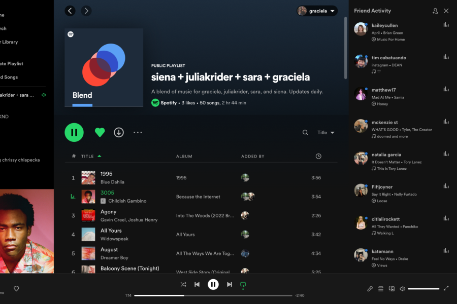 Graciela+Tiu+%E2%80%9823+listens+to+one+of+her+Blend+playlists+while+scrolling+through+her+friend+activity.